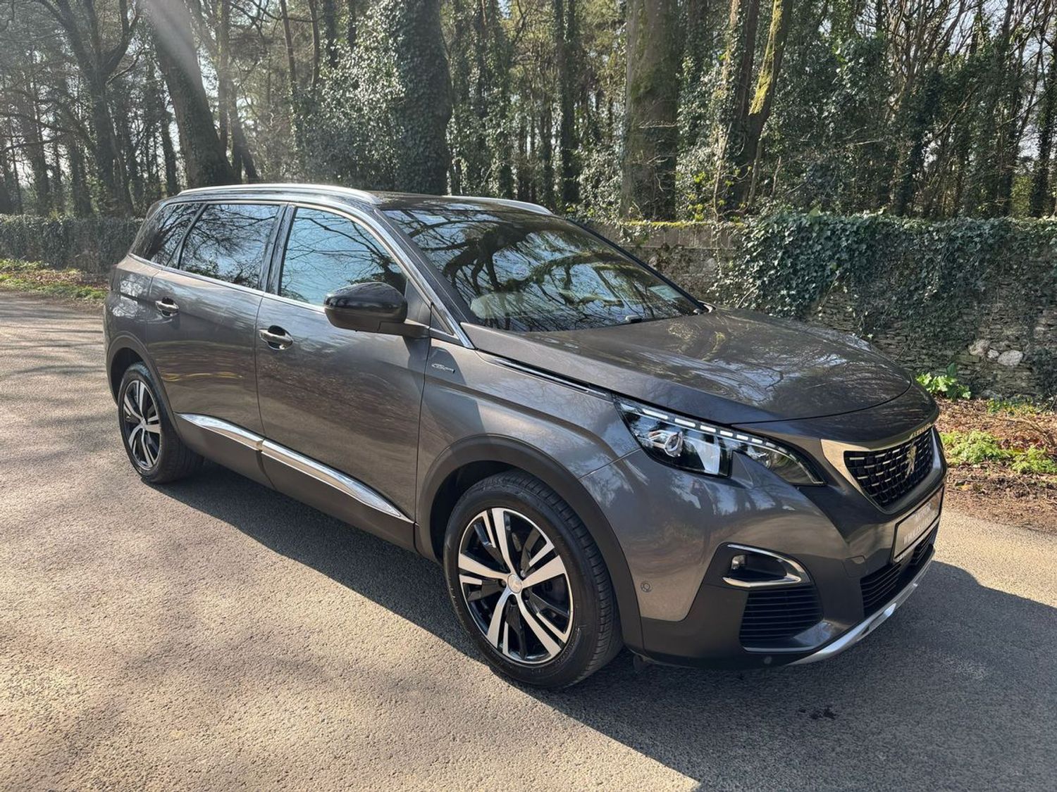 2020 Peugeot 5008